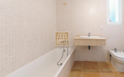 A spacious and attractive apartment in Altea Hills.